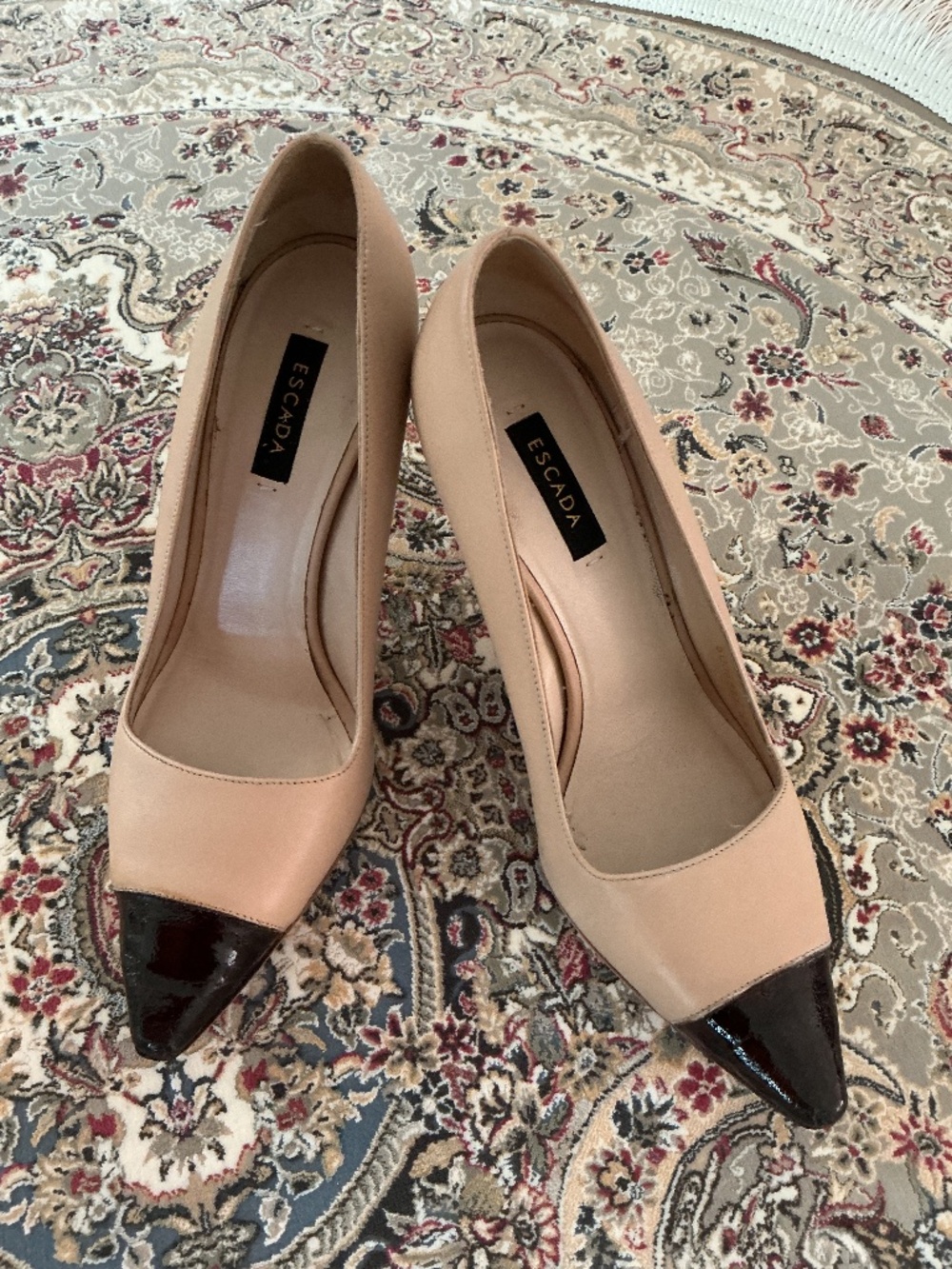 ESCADA Nude & Dark Brown Leather Cap-Toe Pumps